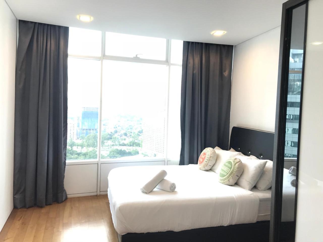 Vortex Suites Klcc By Pnut With Netflix Куала-Лумпур Экстерьер фото